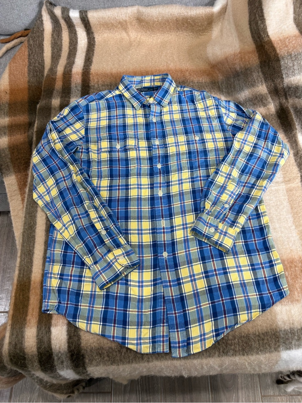 Ralph Lauren polo button down shirt size L